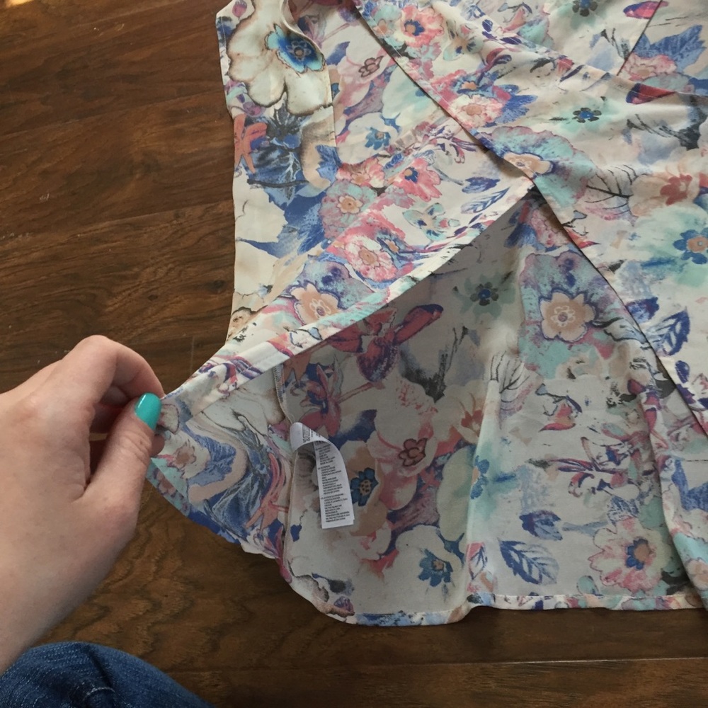 Flower blouse - Picture 3 of 5